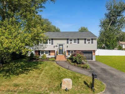 140 Tosca Dr