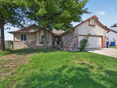 1802 S Hoyt Cir