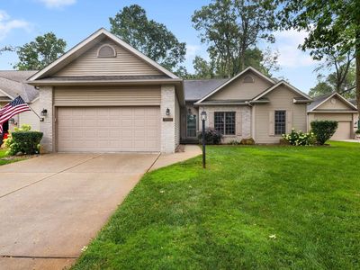 2216 Woodland Ct