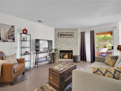 2200 S Fort Apache Rd Unit 2221