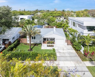 715 N Victoria Park Road