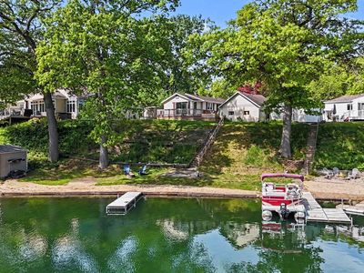 2329 Schimperle Dr NE