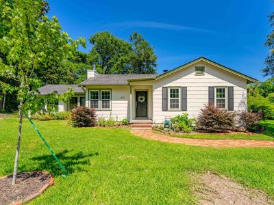 1201 Spottswood Dr