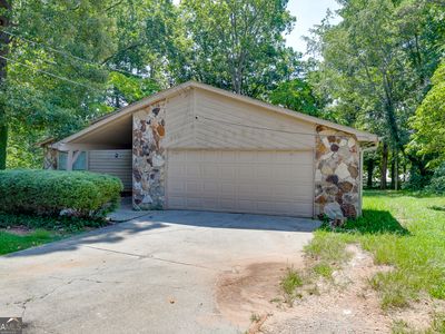 900 Pawnee Pl