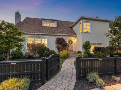 416 Burlingame Ave