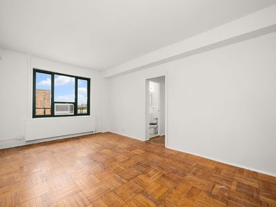 1507 Metropolitan Ave APT 10E