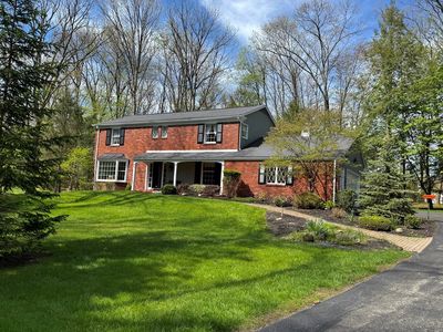 16 Glenwood Dr