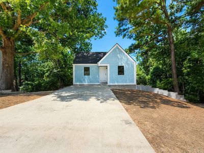 6 Carriage Pl
