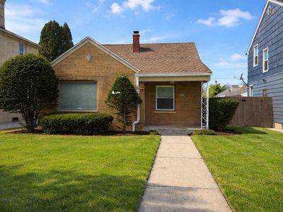 3893 North 40th STREET