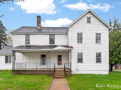 123 W Main St SE