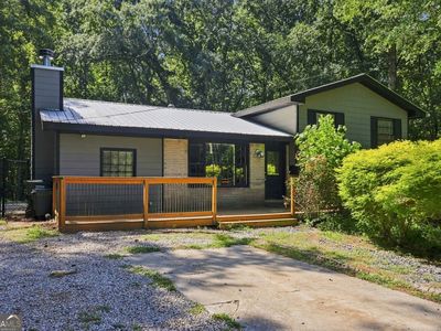 Property at 2840 Lois Ln, Loganville, GA