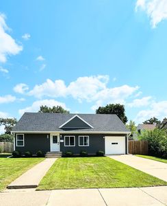 1328 Leaman Pl