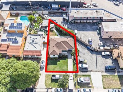 1926 Hauser Blvd