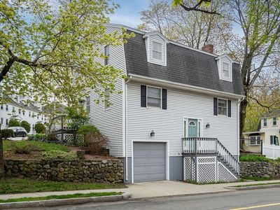 17 John St