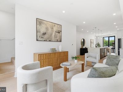 1850 Capitol Ave NE #2