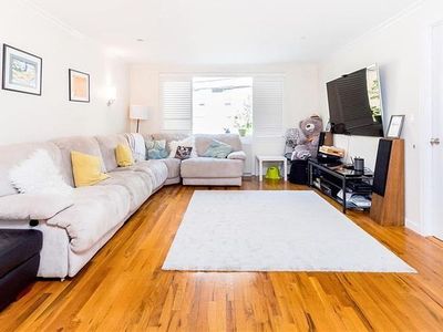 3800 Blackstone Ave APT 2S