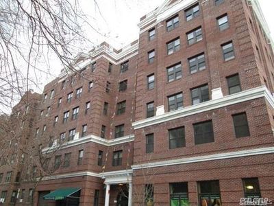 8401 37th Avenue #306