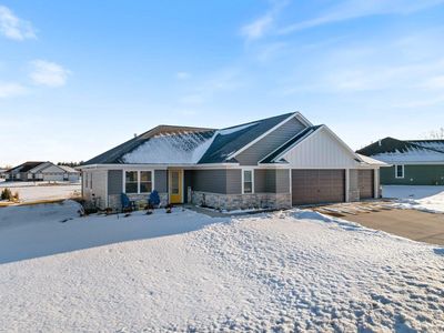 1520 GREEN ACRES DRIVE