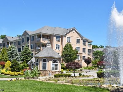 3211 Cleveland Ln #211