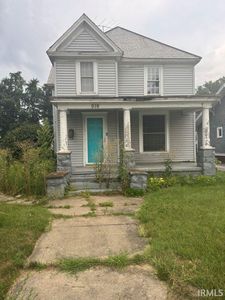916 E Beardsley Ave