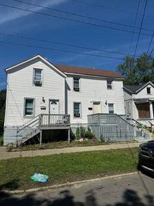 817 Veto St NW