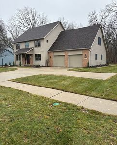 1670 Stonemore Dr