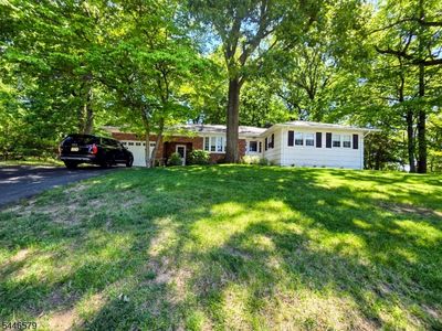 Property at 19 Dacotah Ave, Rockaway, NJ