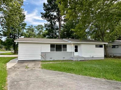 1521 Graham Rd