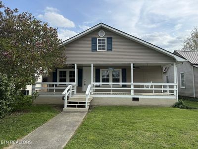 707 Gloucester Ave