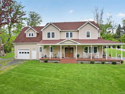 5 Decker Drive