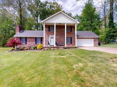 7816 Greenbriar Dr