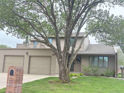 Property at 403 Hespe Dr, Norfolk, NE