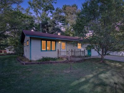 3121 FOREST LANE