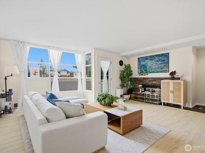 436 4th Ave #436