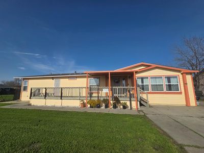 Property at 2711 Lock Ave, Sacramento, CA