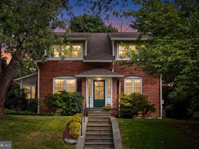 221 Grant Ave