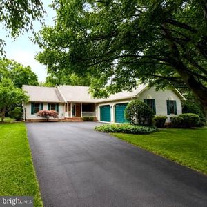 463 Nicole Ct