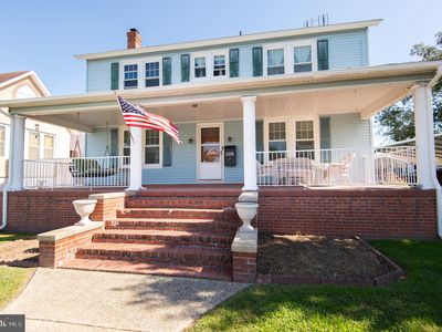 902 Peachblossom Ave