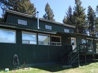 302 Davies Road
