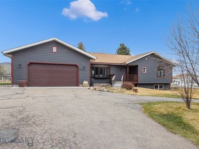 238 Meadow View Dr