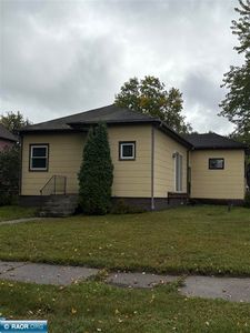 Property at 429 4th St SW, Cook, MN