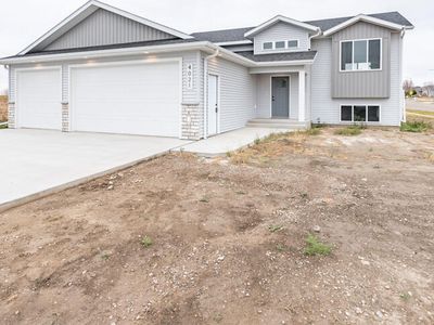 Property at 4021 Amari Loop NW, Mandan, ND