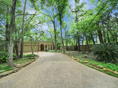 24 Bayou Shadows St