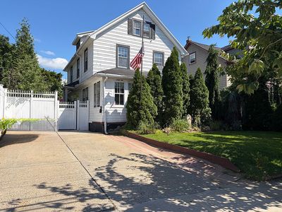 250-36 42nd Ave