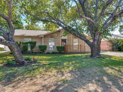 1316 Saturn St