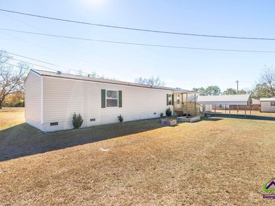 Property at 172 Old Eastman Rd, Cochran, GA