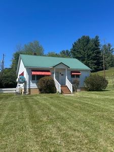 6990 Wilson Hwy