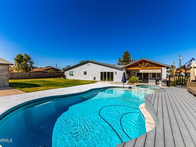 4133 W TOPEKA Drive