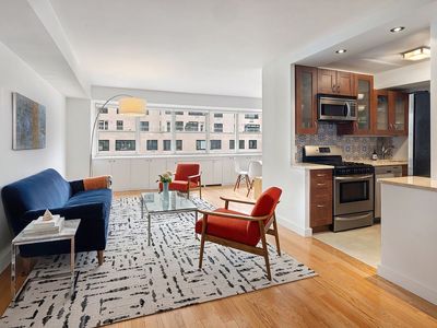201 E 66th St APT 17P