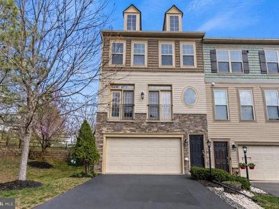 Property at 1401 Occoquan Heights Ct, Occoquan, VA